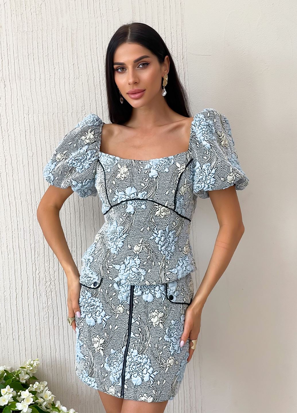 Жіночий костюм блузка + міні спідниця Elliatt