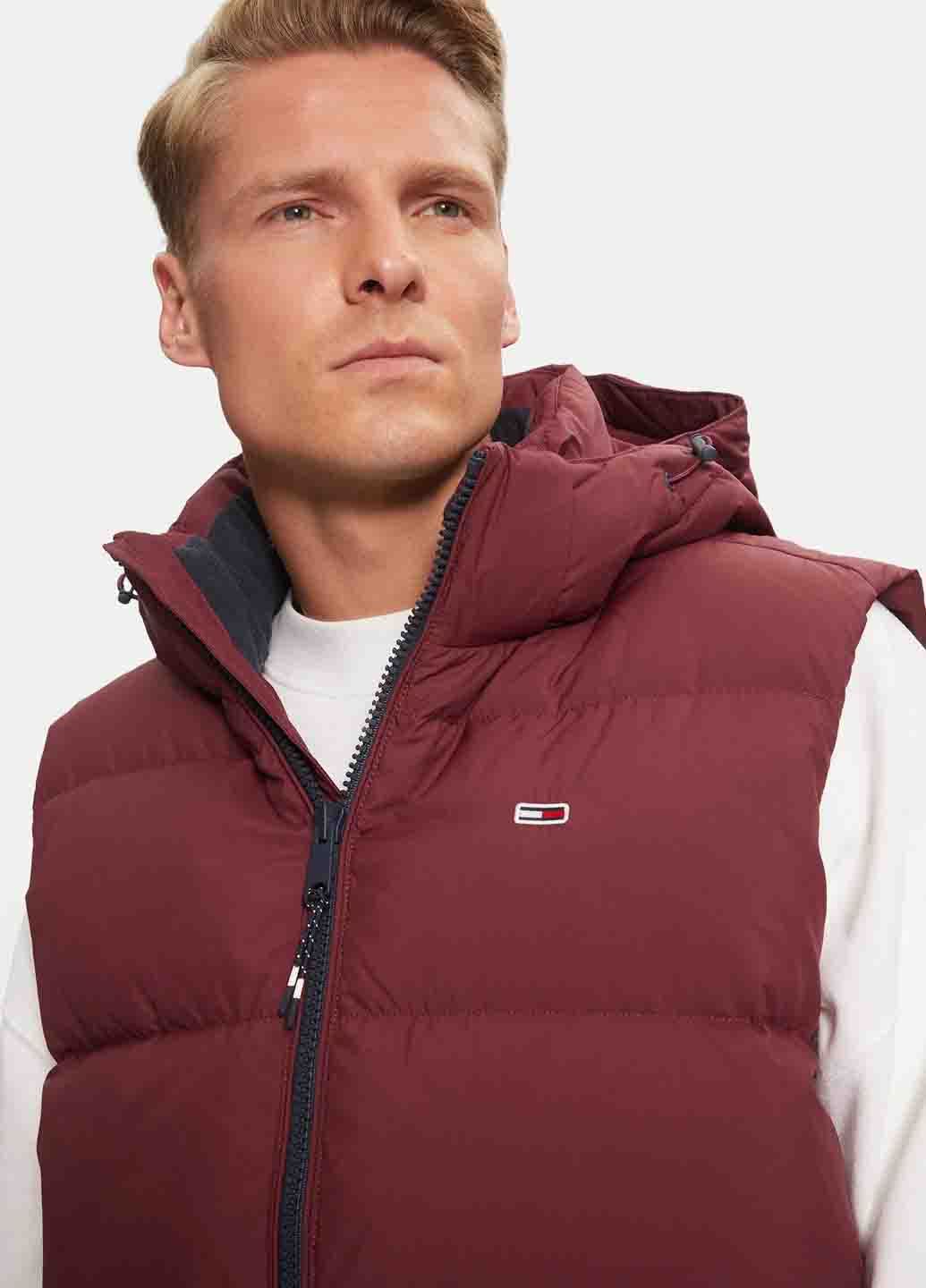 Червоний пуховий жилет Tommy Jeans