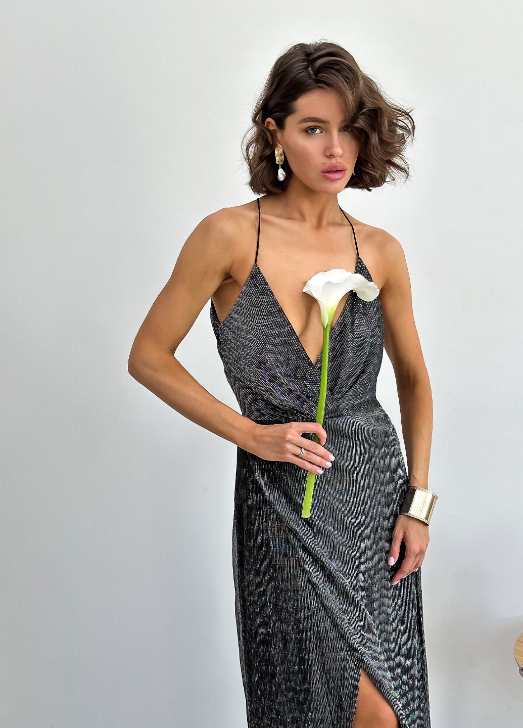 Срібляста максі-сукня Keepsake The Label з люрексовою ниткою