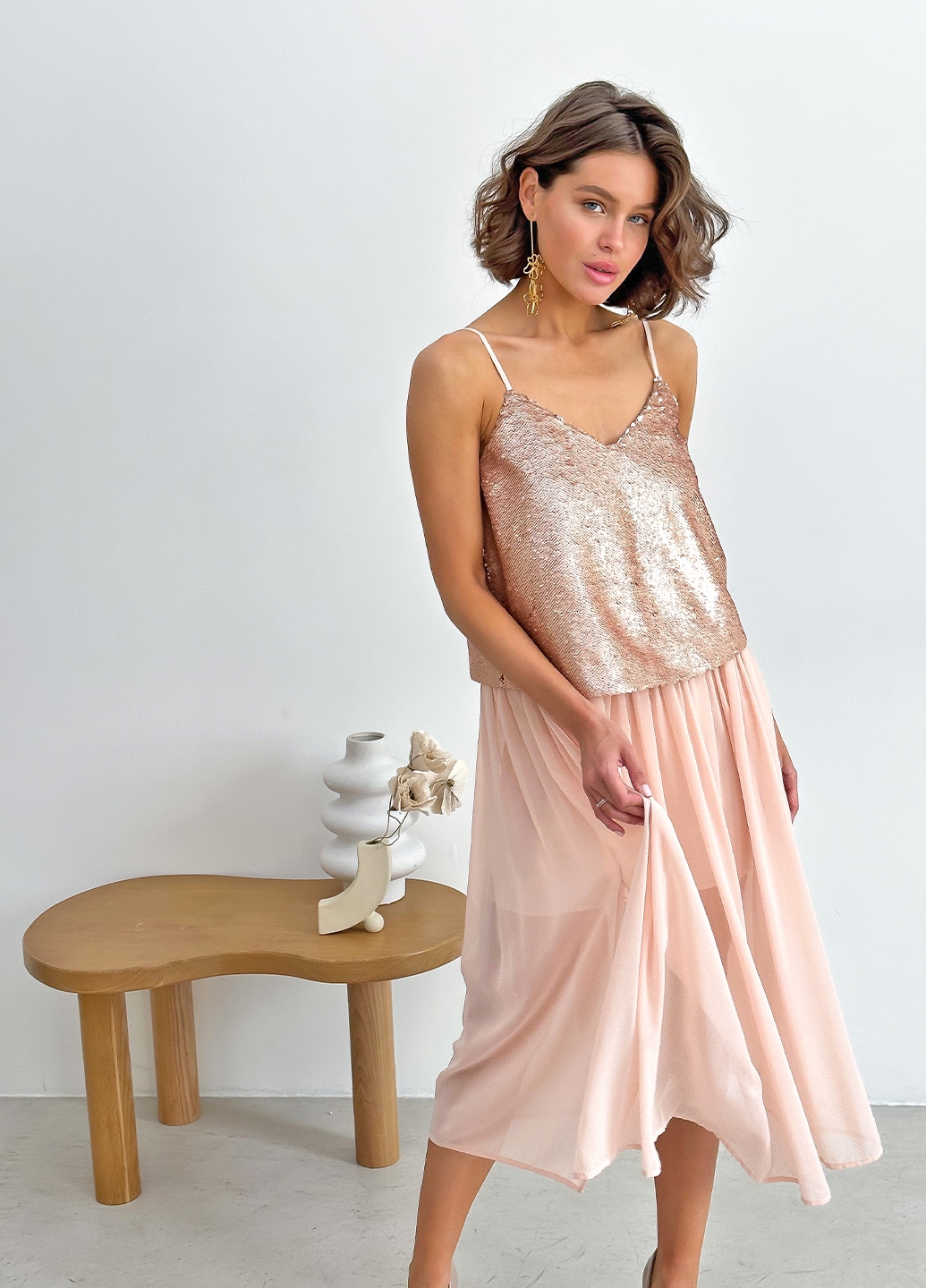 Золота міді сукня в паєтки з відкритими плечами Keepsake The Label